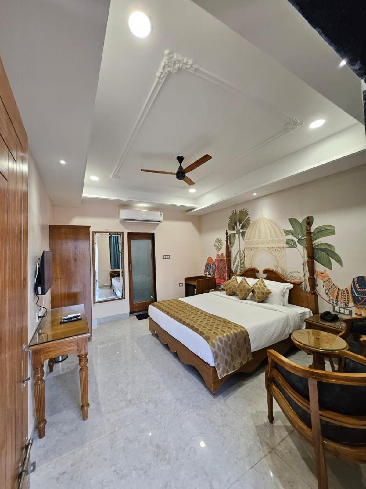 The Mewar Palace And Resort Shivpurī Exteriör bild