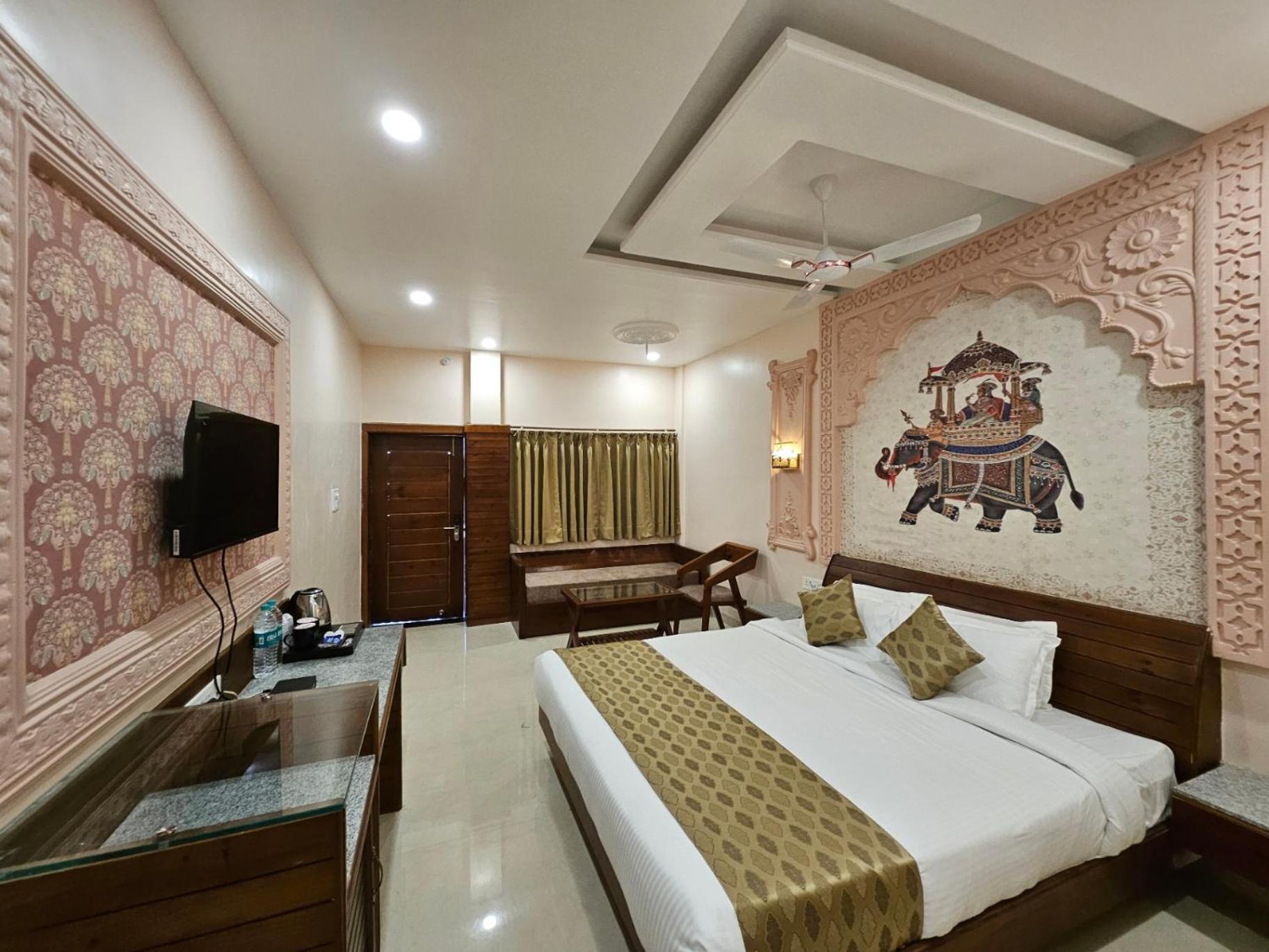 The Mewar Palace And Resort Shivpurī Exteriör bild
